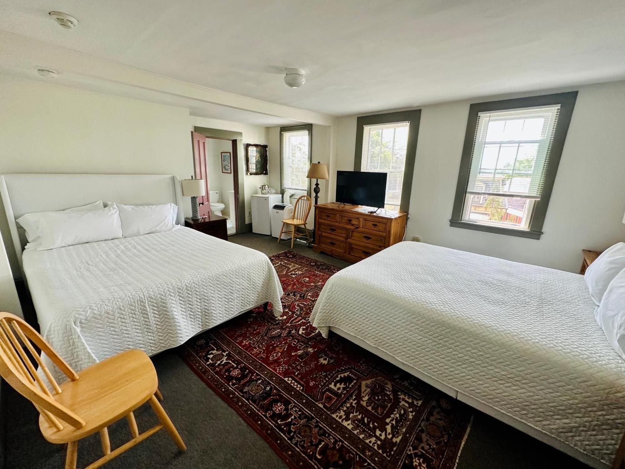 Gifford House Hotel Provincetown Exterior photo