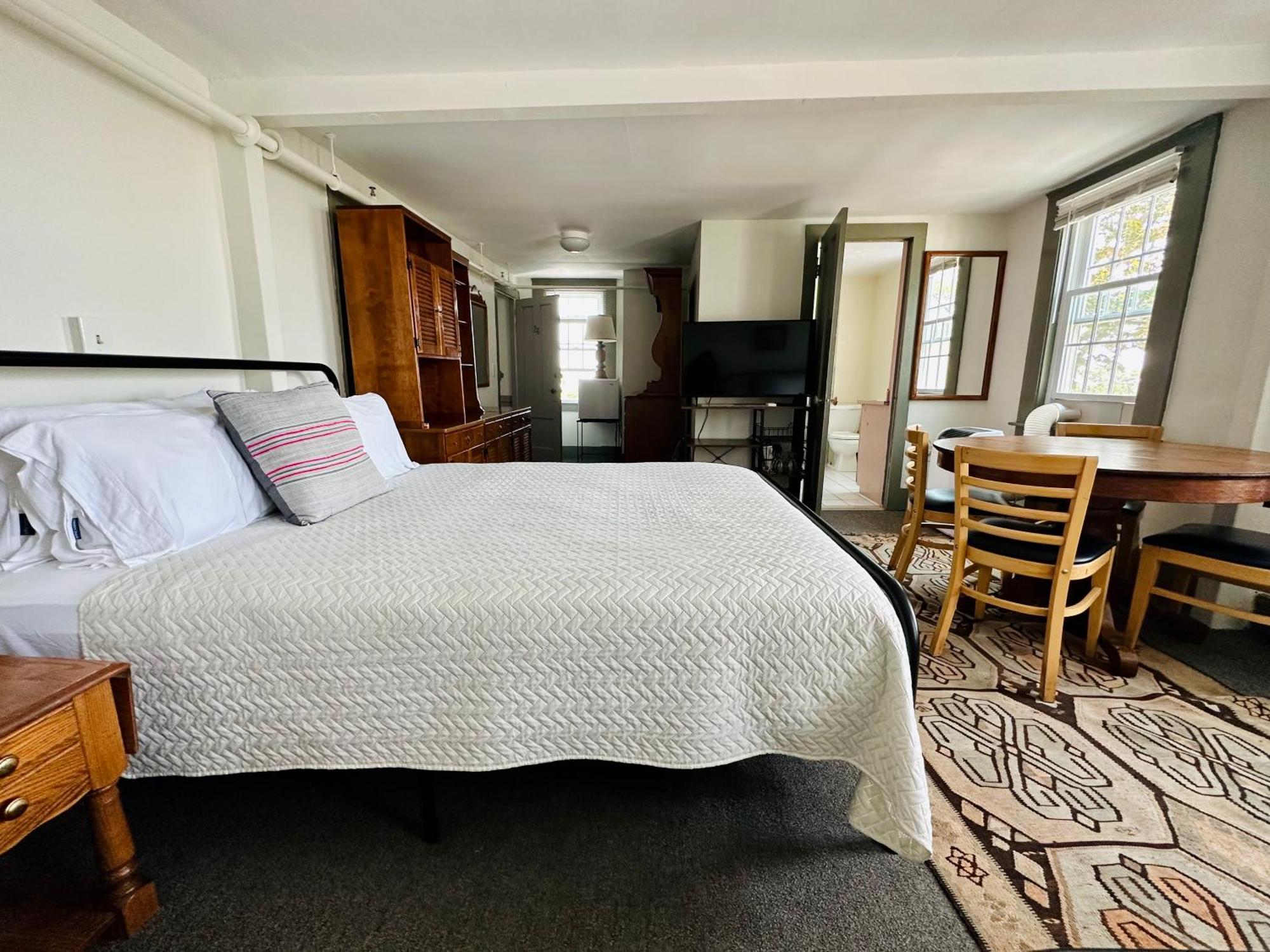 Gifford House Hotel Provincetown Exterior photo